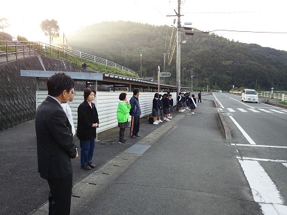 あいさつ運動と選挙運動