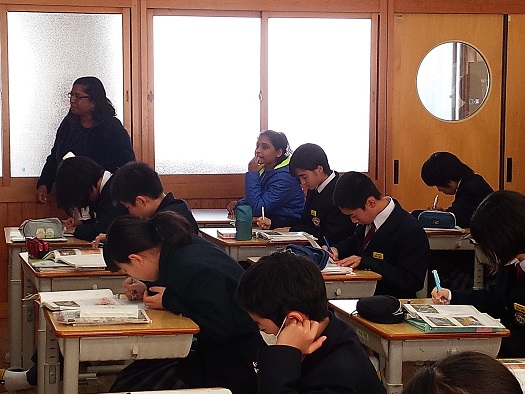 授業を参観 授業を参観