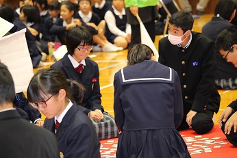 真剣なまなざし