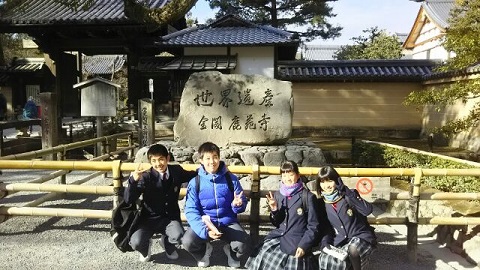 金閣寺の前 金閣寺の前