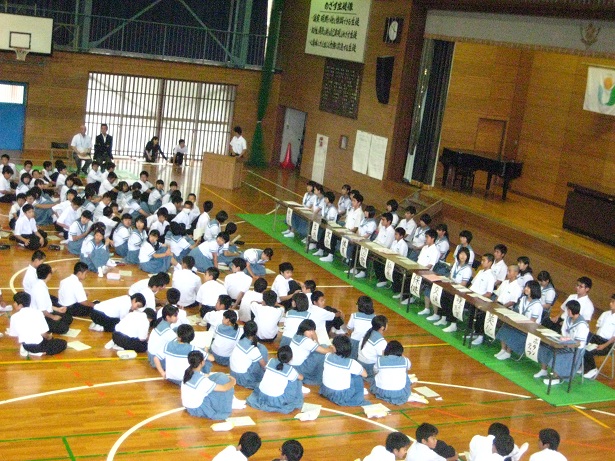 生徒総会の様子