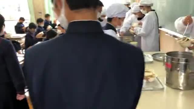 給食準備