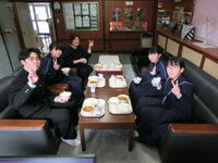 今日はチキンカレー