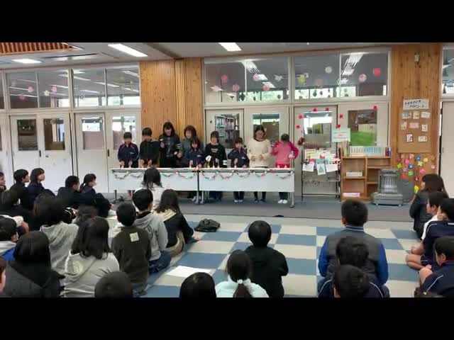 冬休み前集会　音楽クラブのクリスマスソング　その2