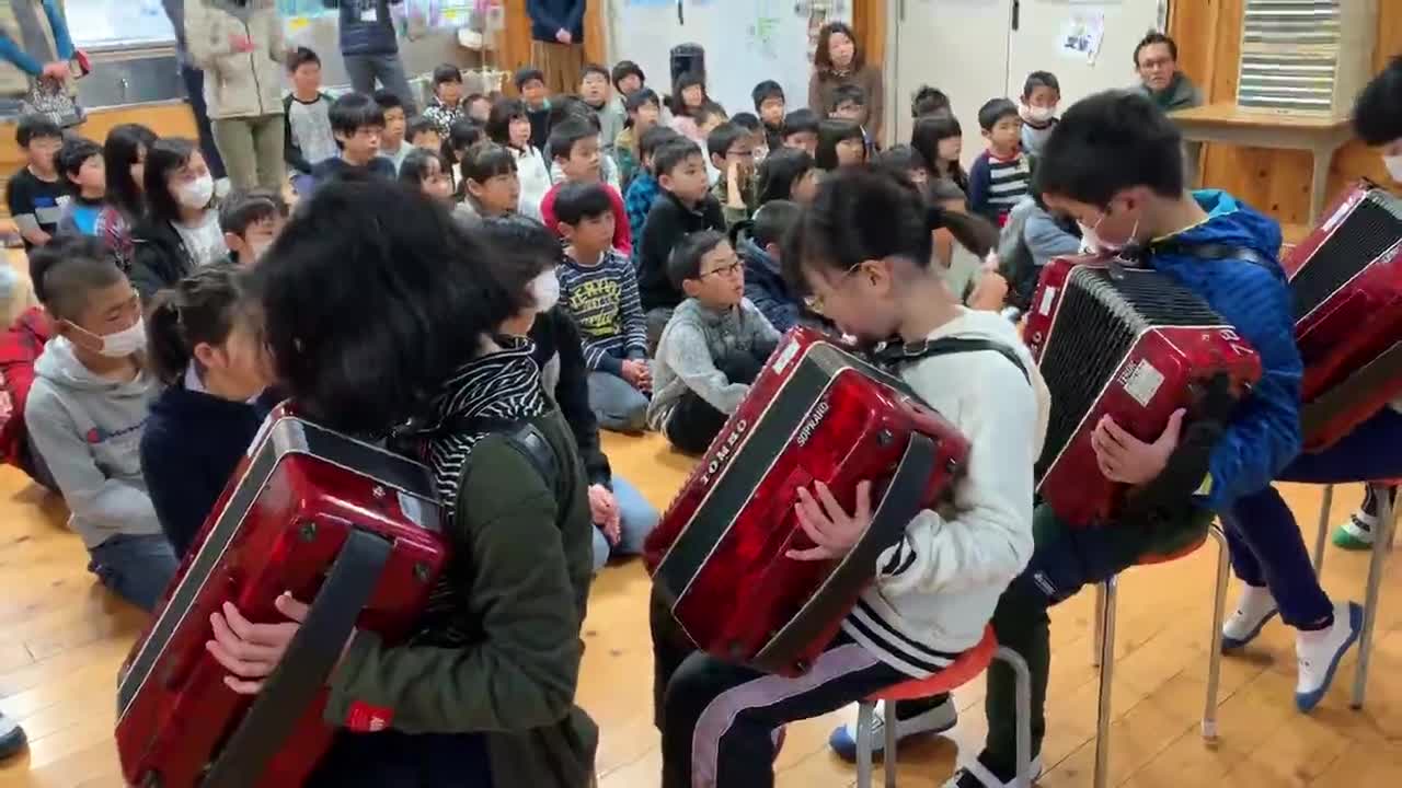 音楽クラブのミニコンサート