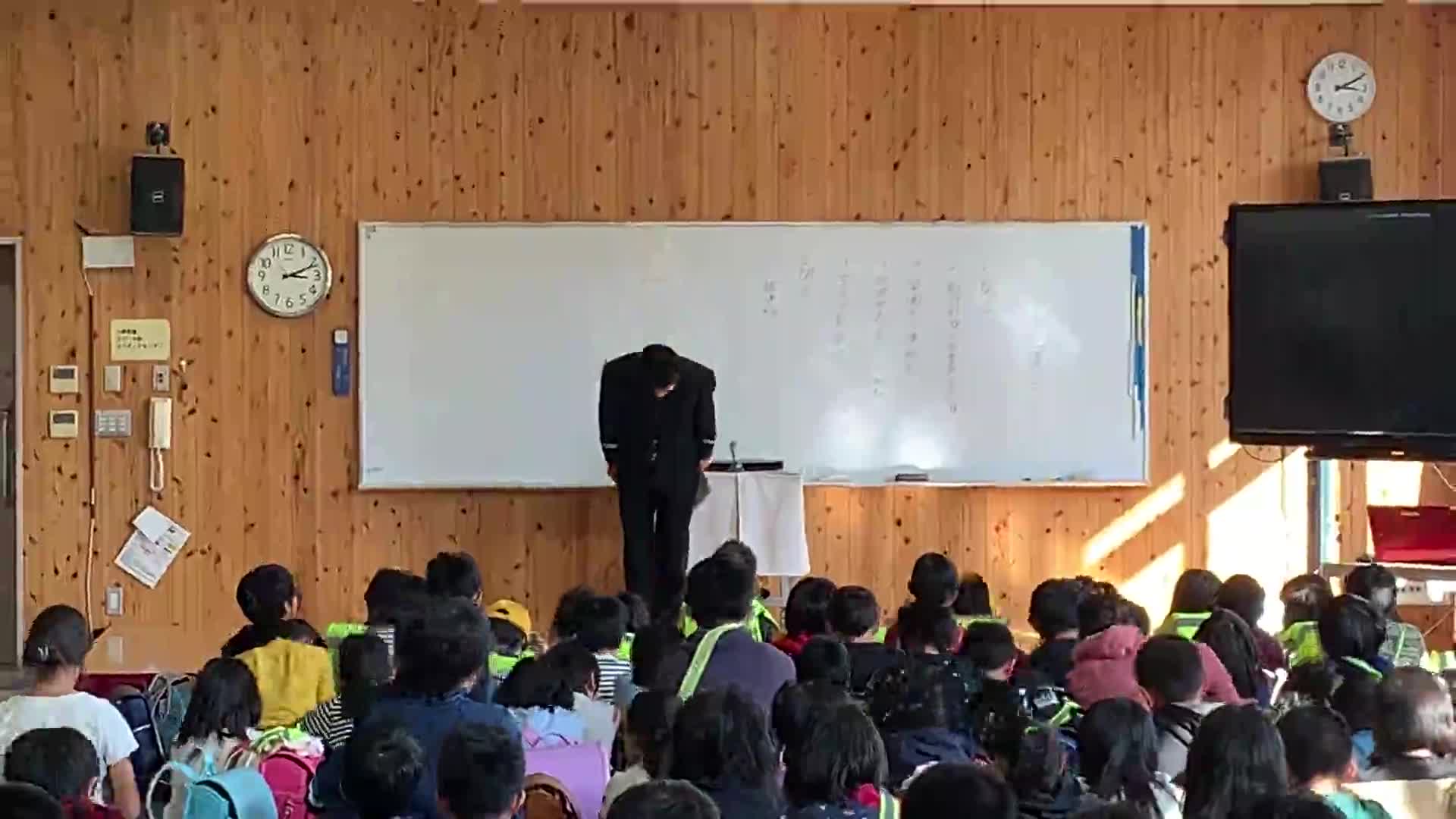 生徒会長あいさつ　学習発表会に向けて