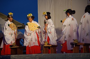 ヒゴタイ祭り　浦安の舞